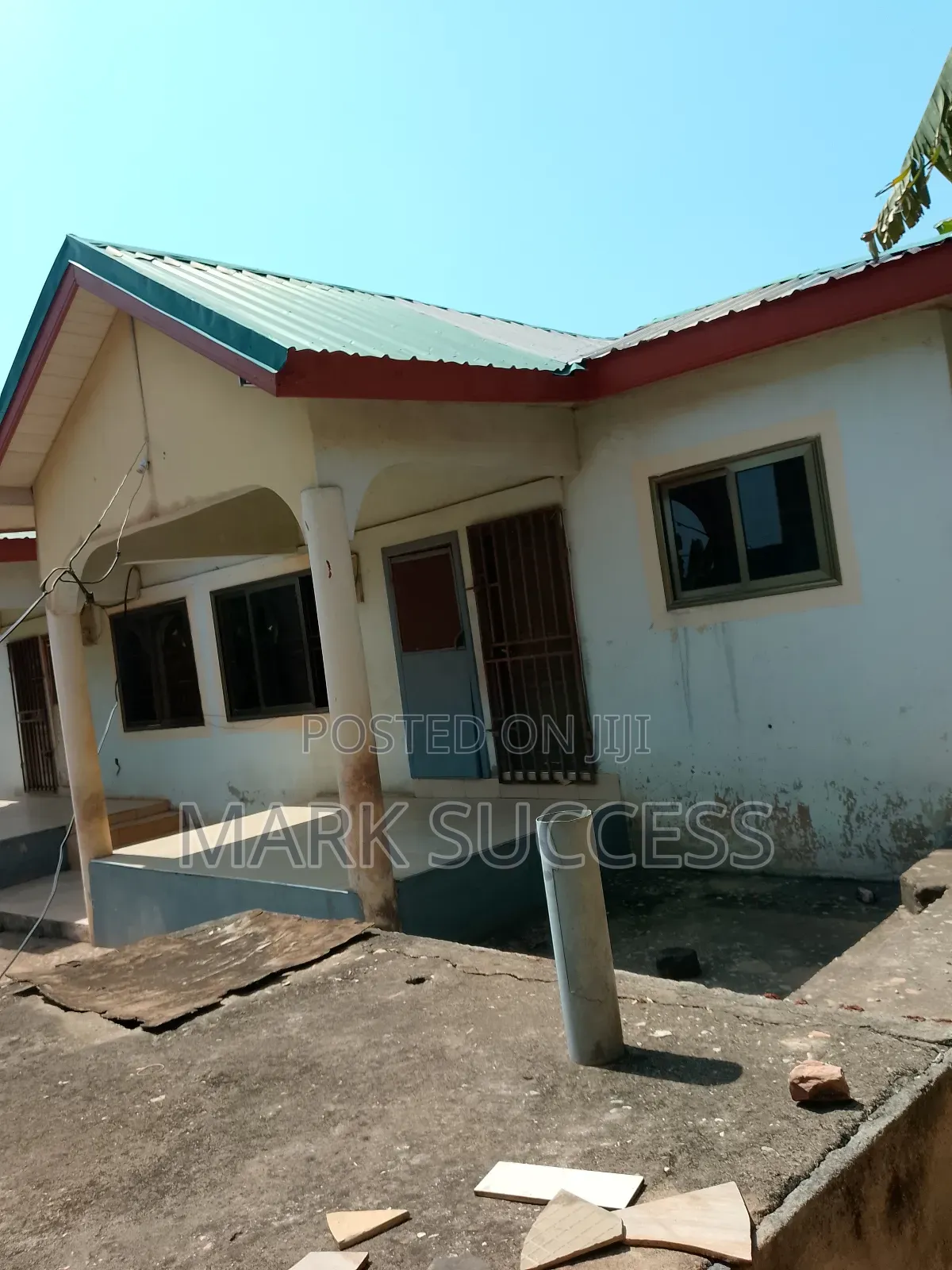 6bdrm Block of Flats in Bortiano for sale
