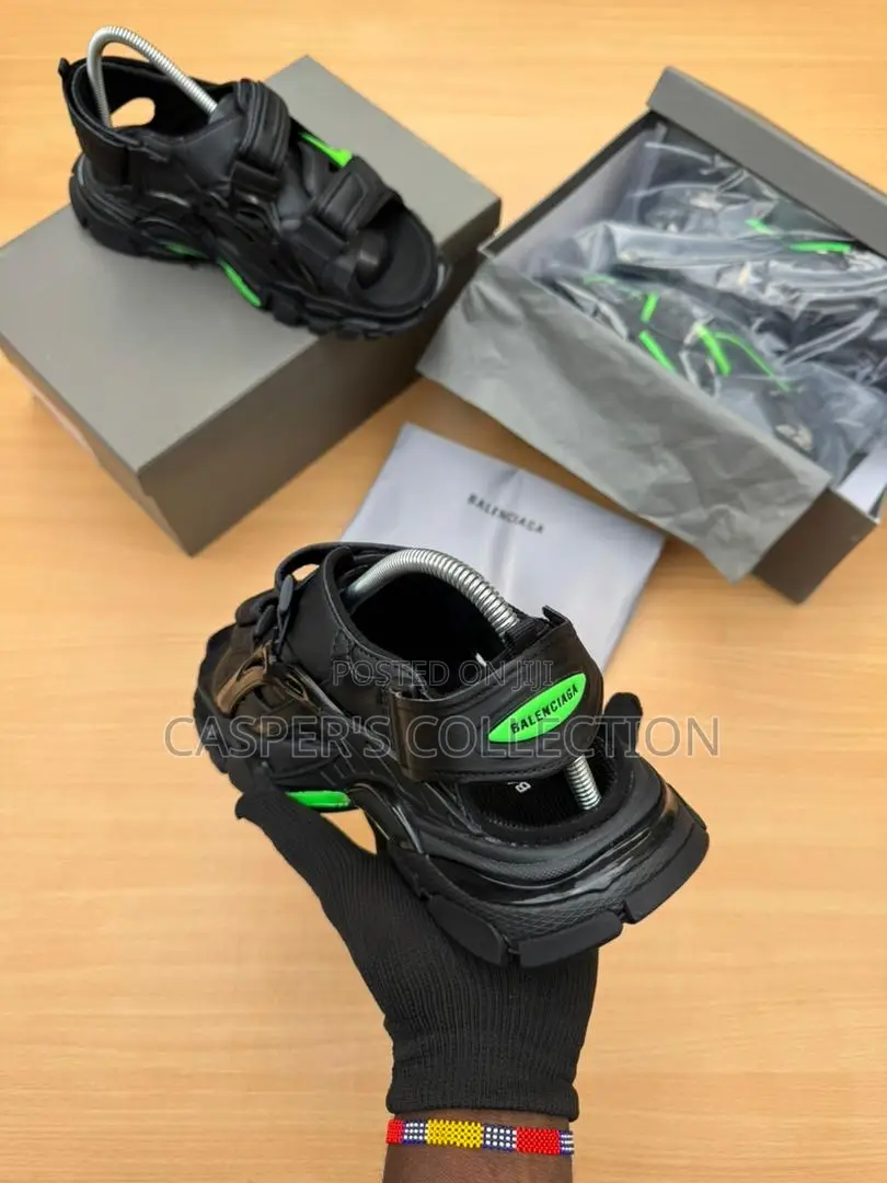 Balenciaga Track Sandals (Black)
