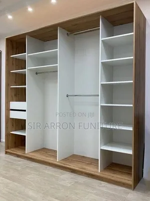 Modern Closet Made With High-Quality Materials