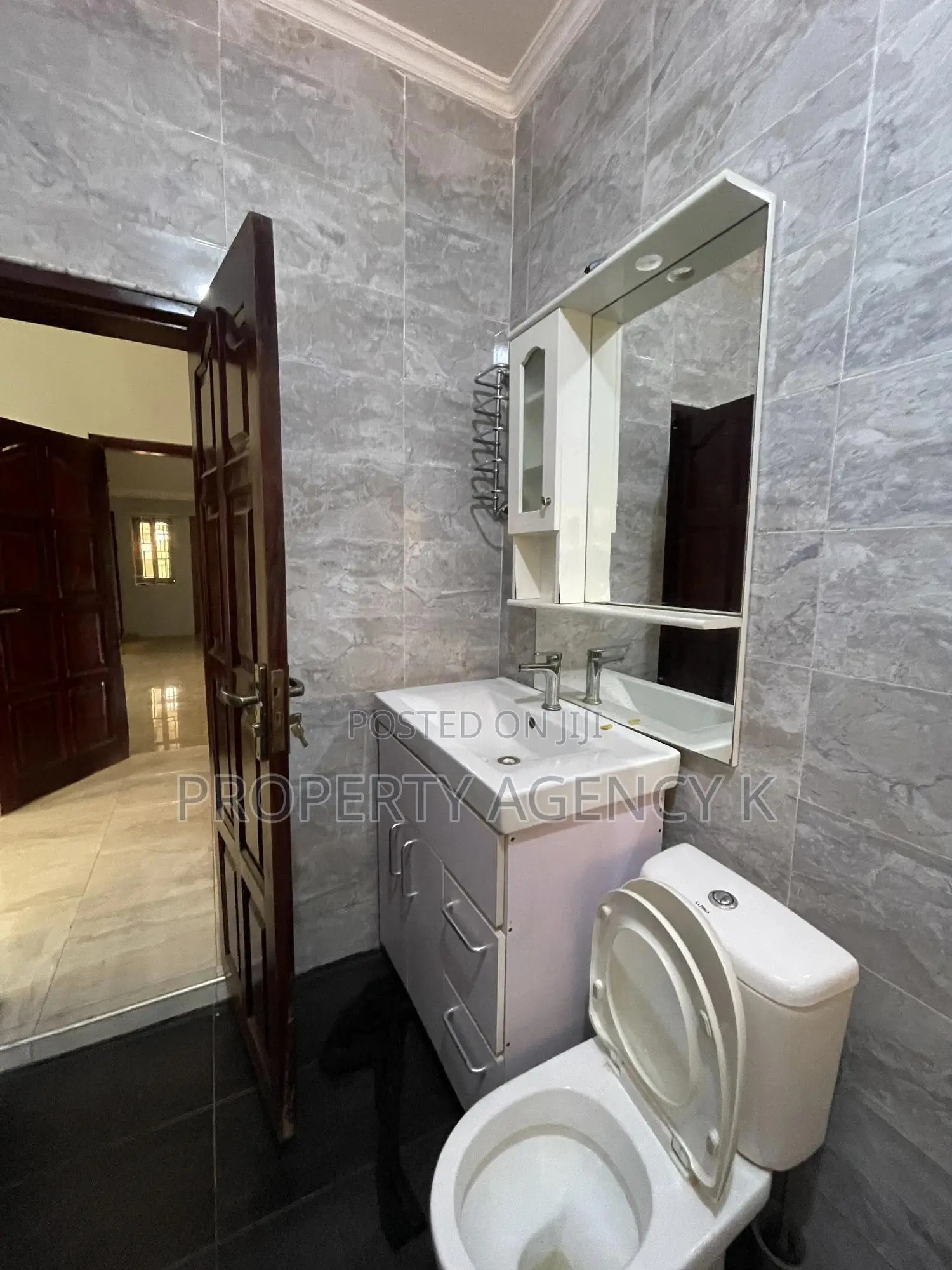 4bdrm House in Kfs, Tetegu for rent