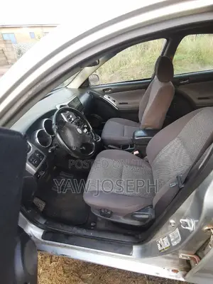 Toyota Matrix 2006 Silver