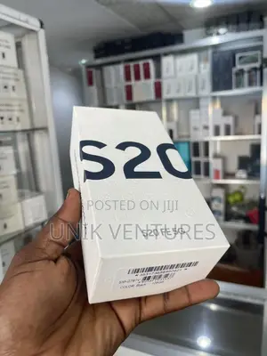 New Samsung Galaxy S20 FE 128 GB Black