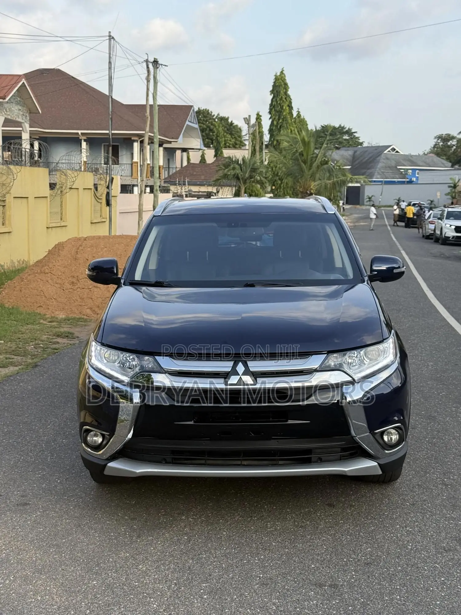 Mitsubishi Outlander SEL FWD 2018 Blue
