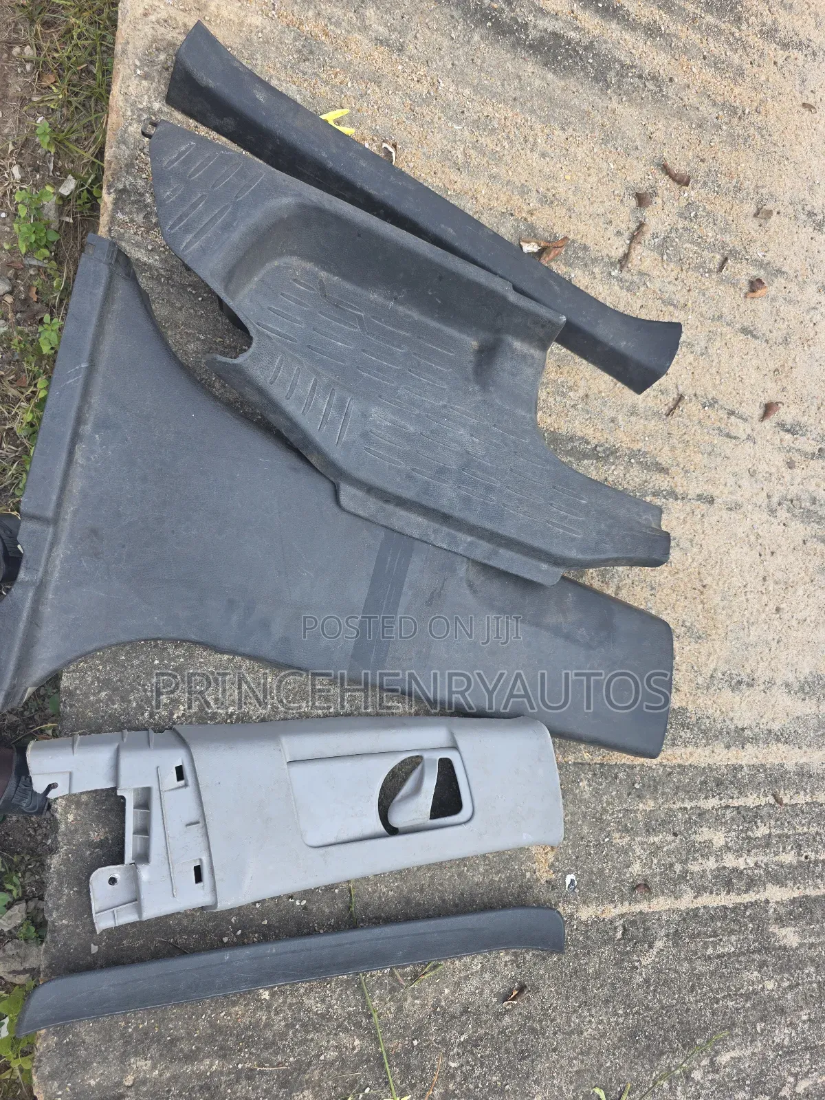 2014-2019 Toyota Highlander Plastics