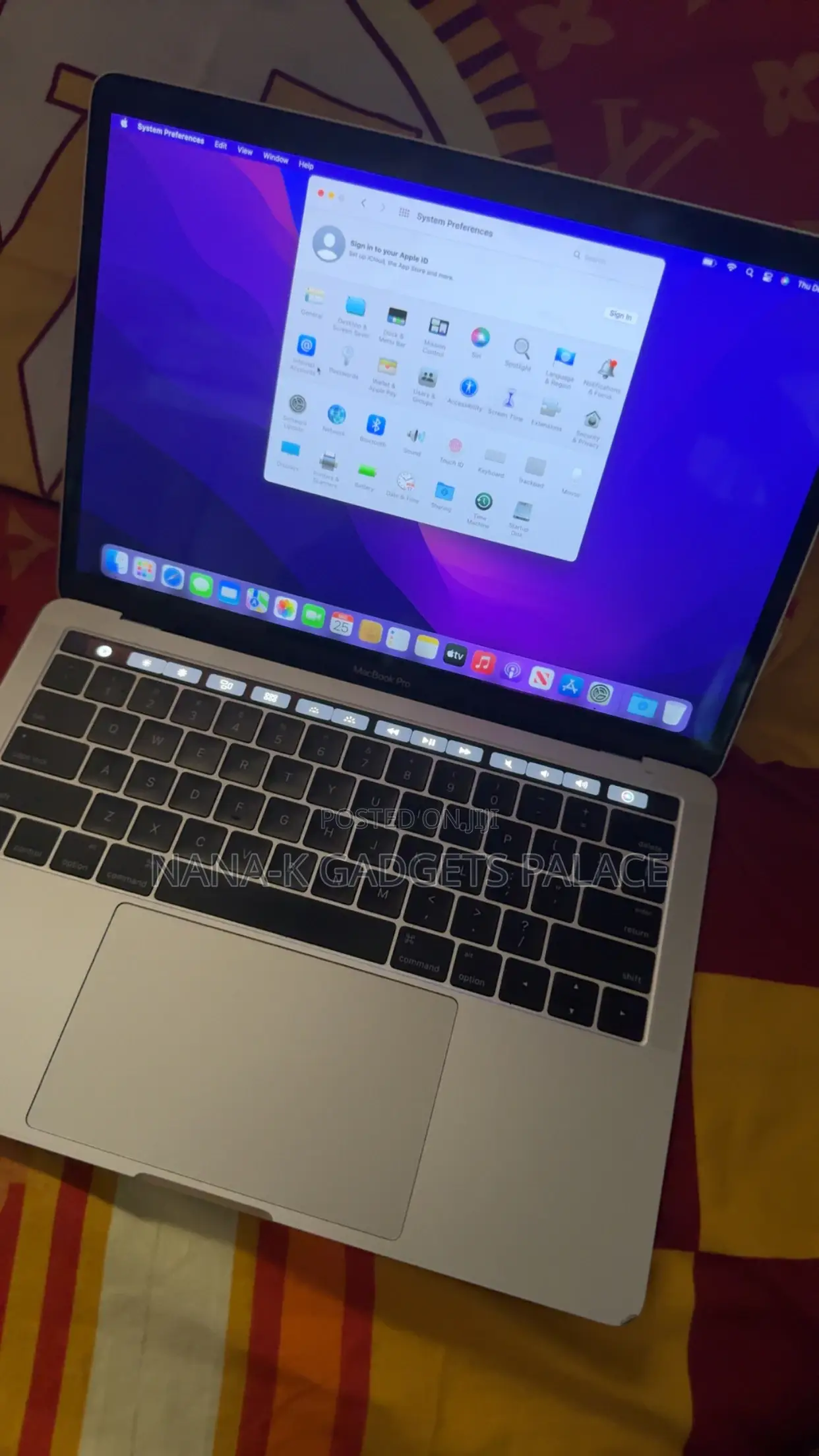 Laptop Apple MacBook Pro 16GB Intel Core i5 SSD 512GB