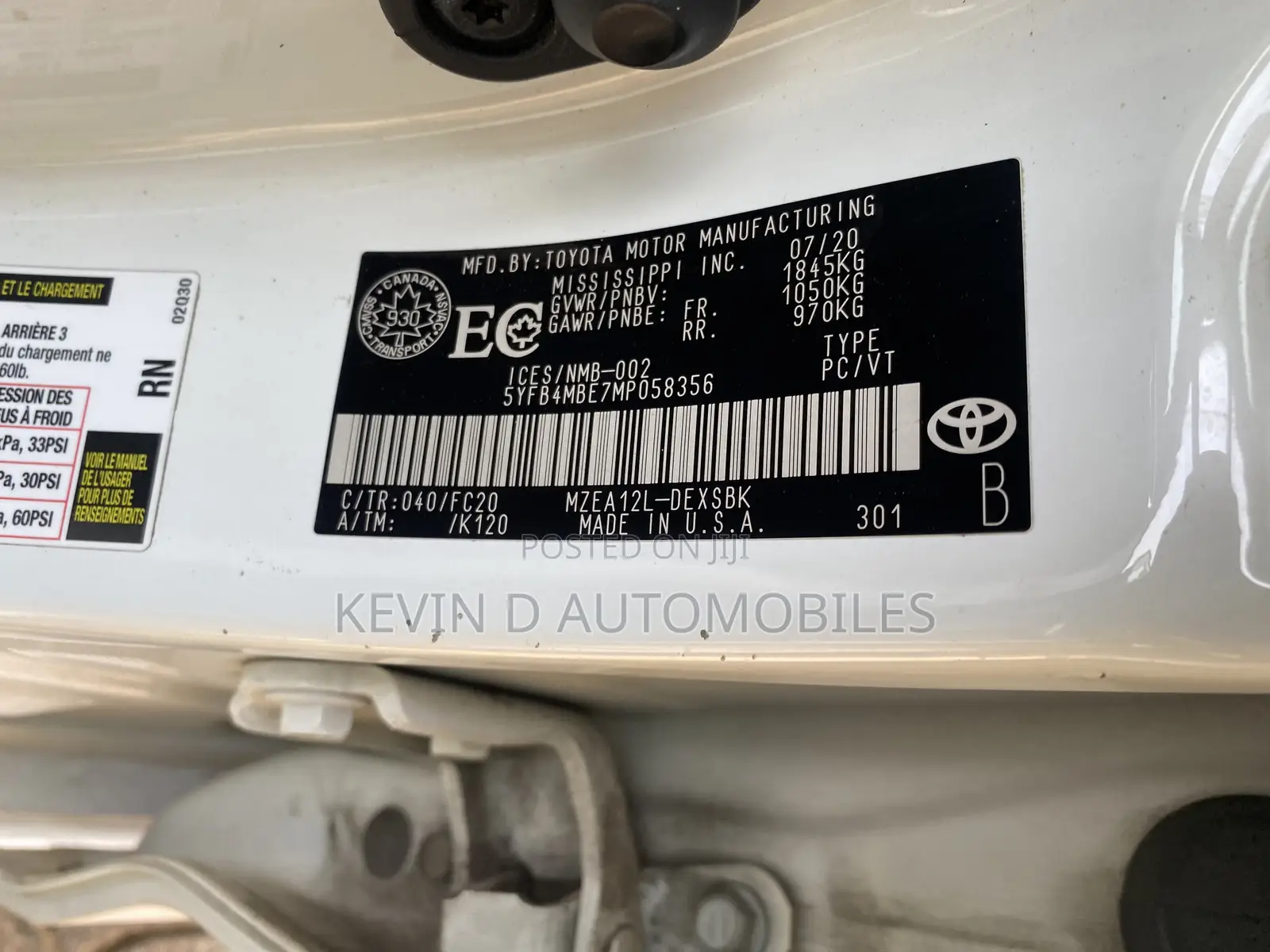 Toyota Corolla SE 2021 White