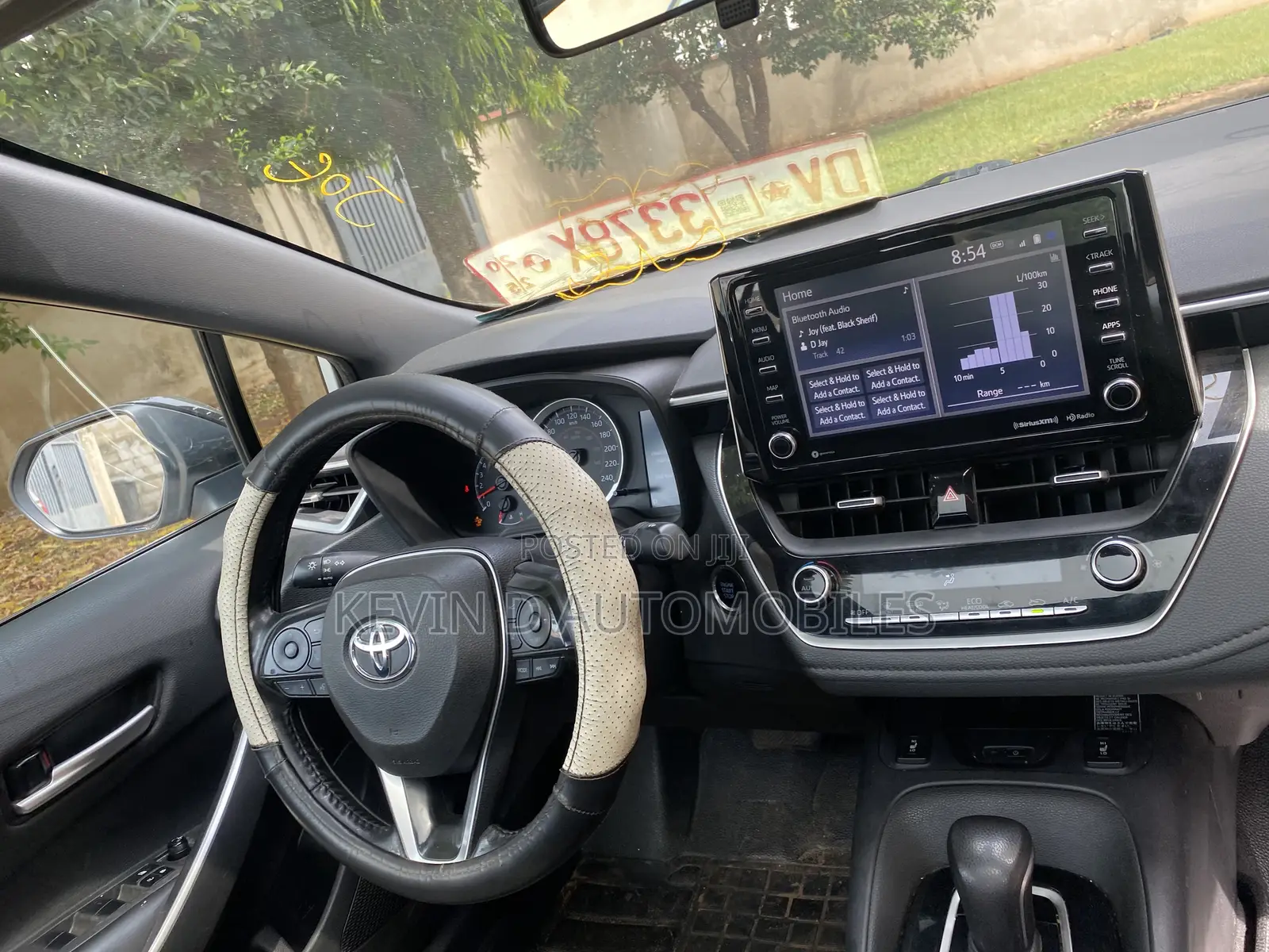 Toyota Corolla SE 2021 White