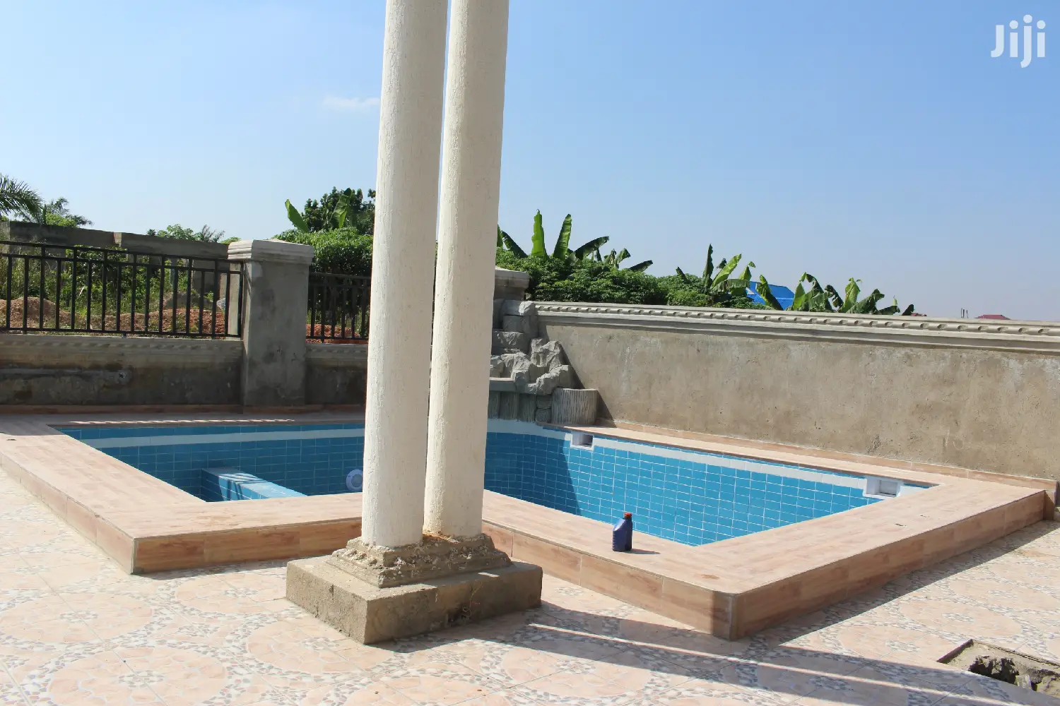 Swimming Pool Fountain