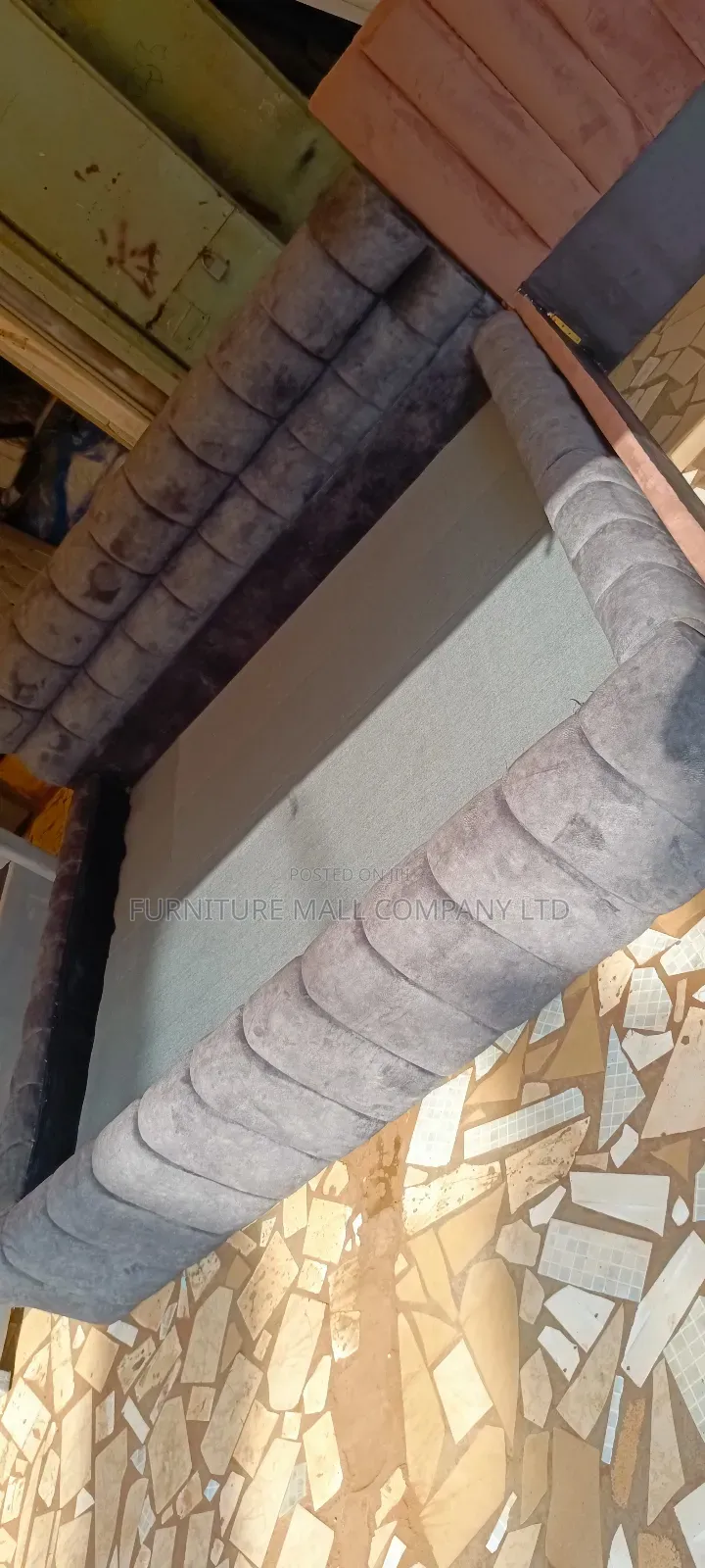 Executive King Size Frame Available As Seen💘🥰💕💯🙌🏿