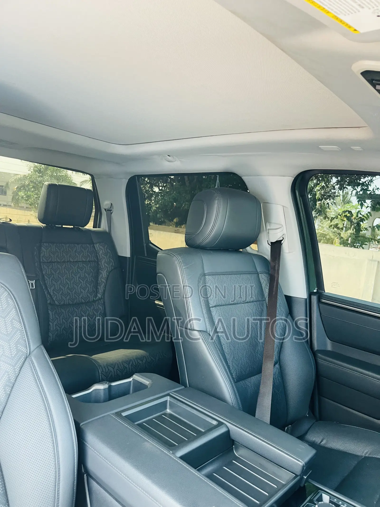 Toyota Tundra Limited 2022 Green