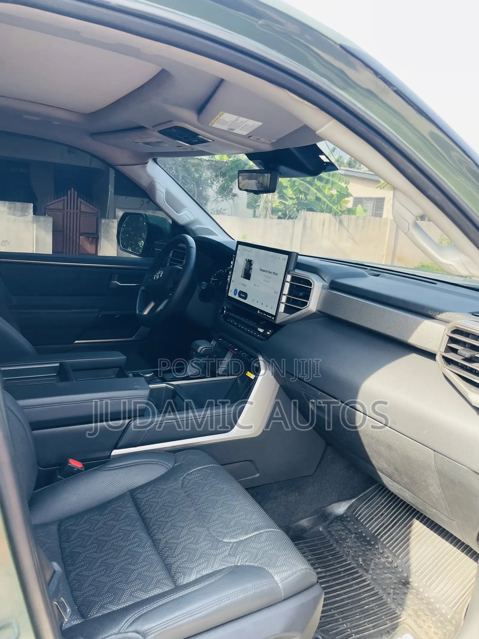 Toyota Tundra Limited 2022 Green