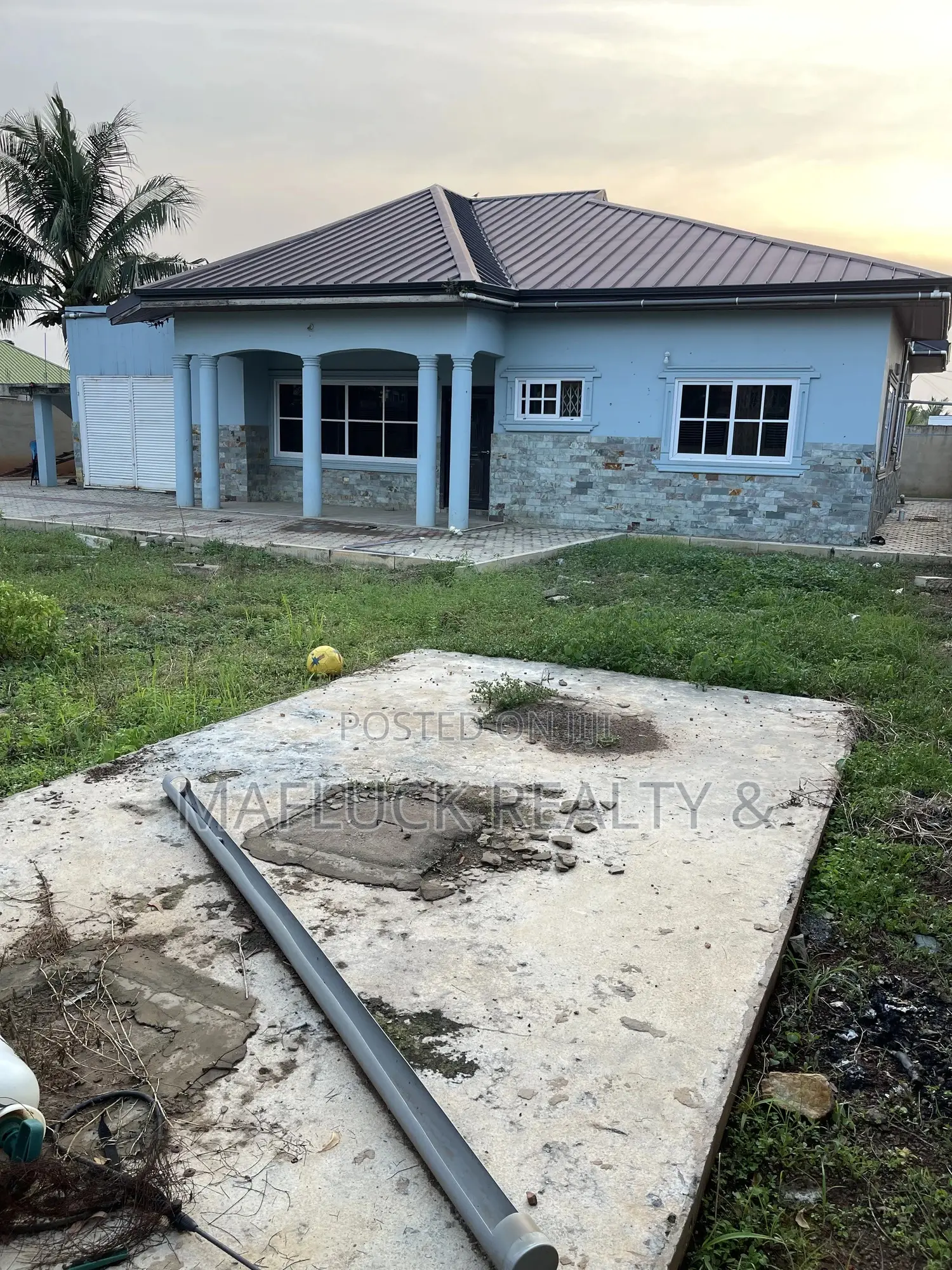 4bdrm House in New Legon for sale