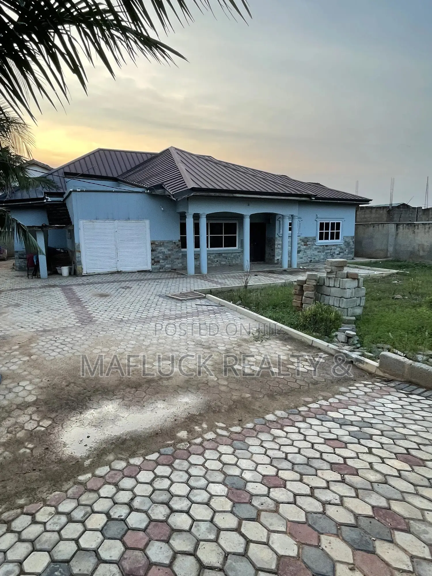 4bdrm House in New Legon for sale