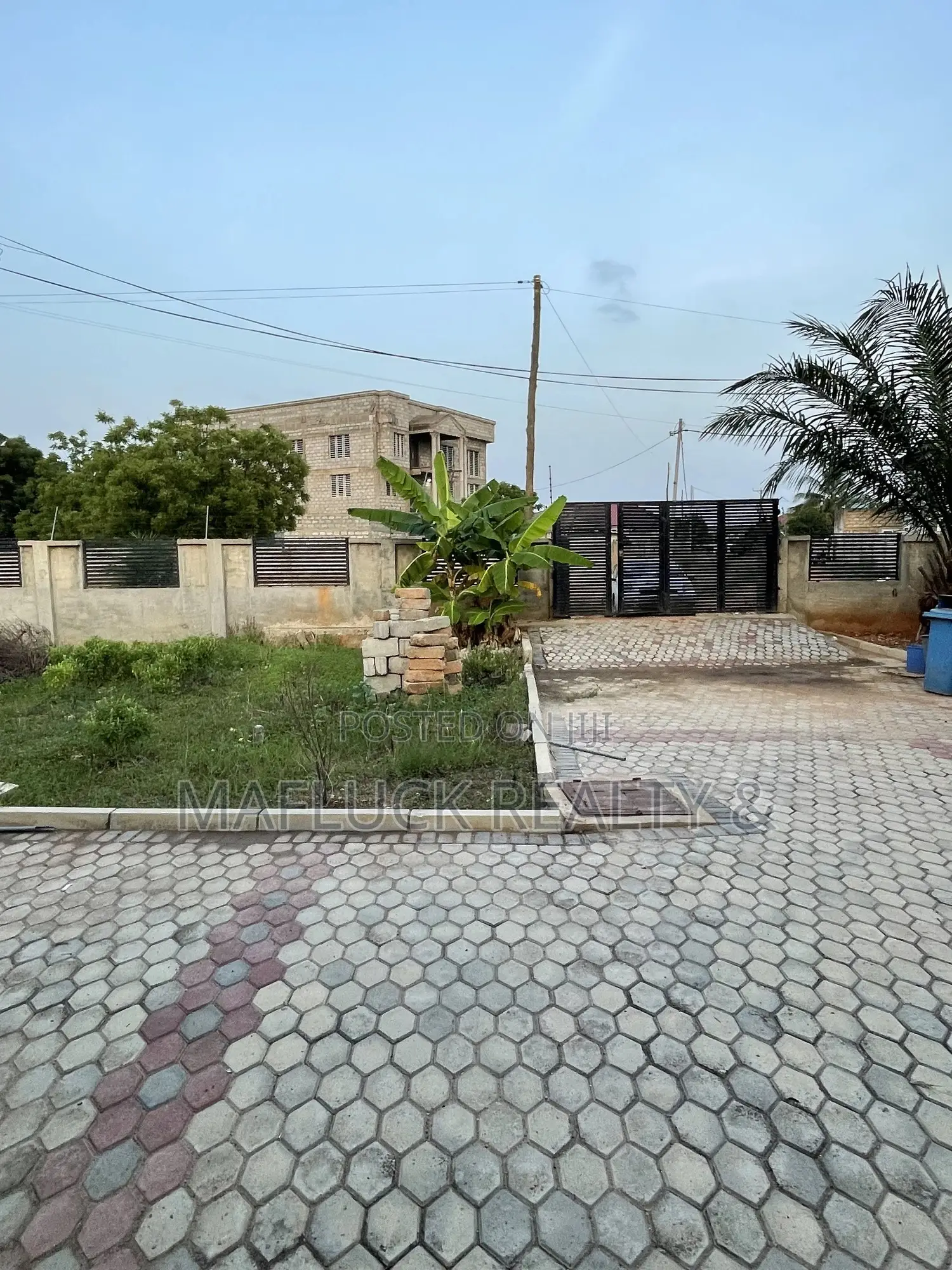 4bdrm House in New Legon for sale
