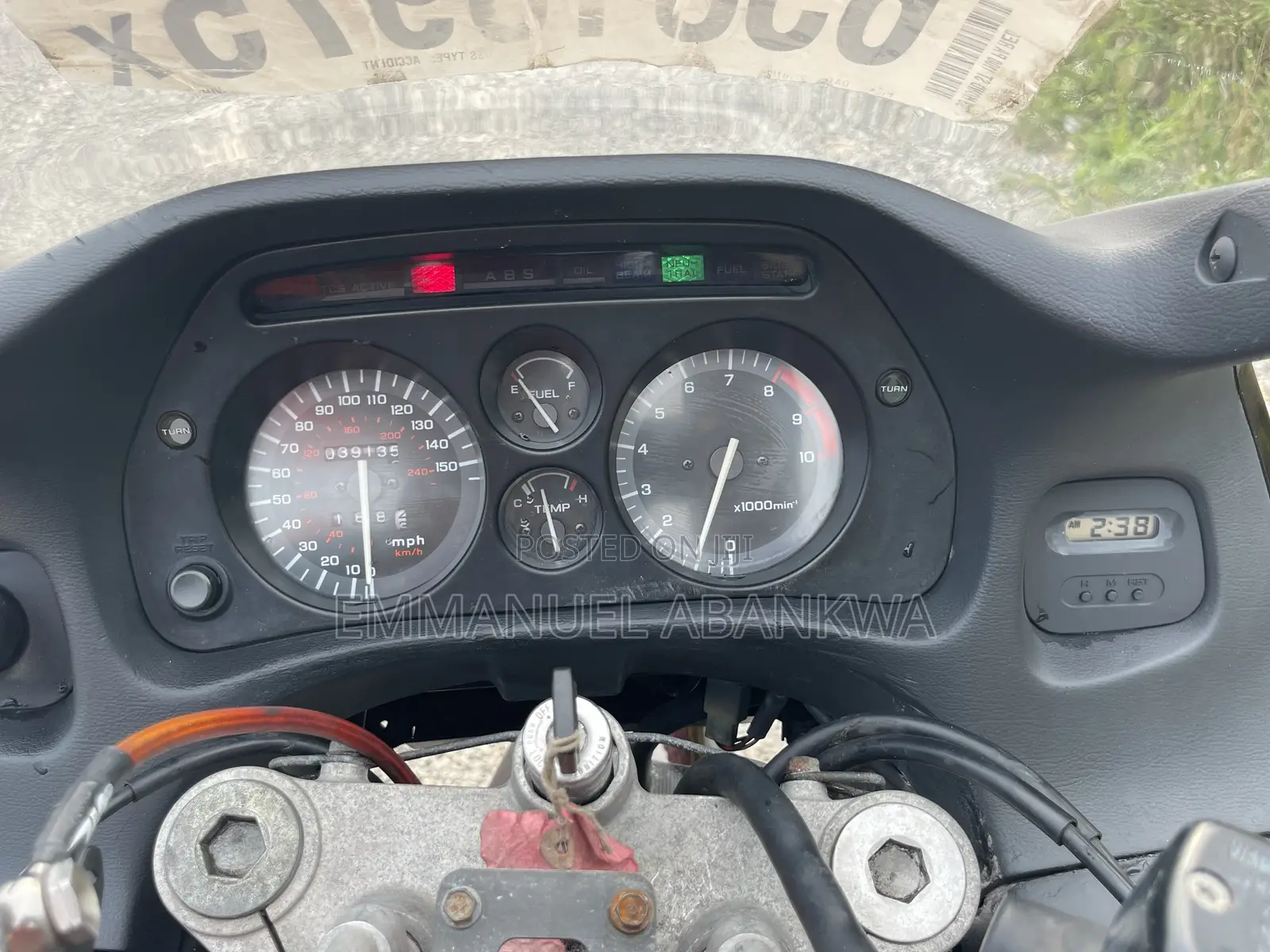 Honda 2004 Brown