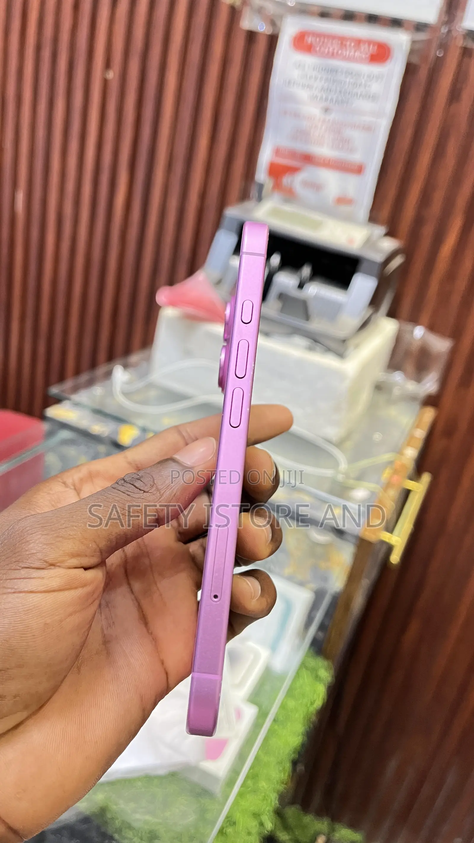 Apple iPhone 16 128 GB Pink