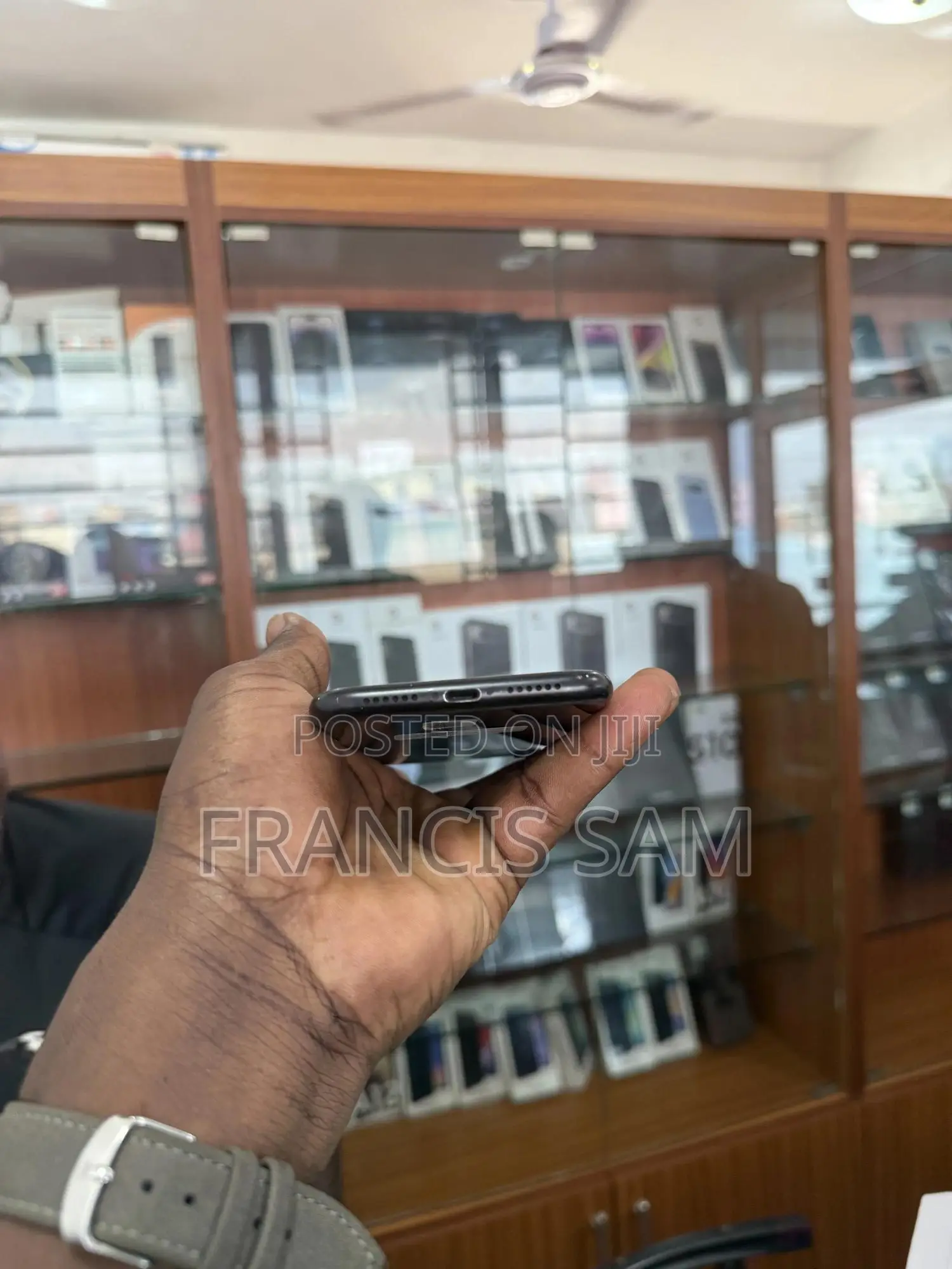 Apple iPhone XR 64 GB Black