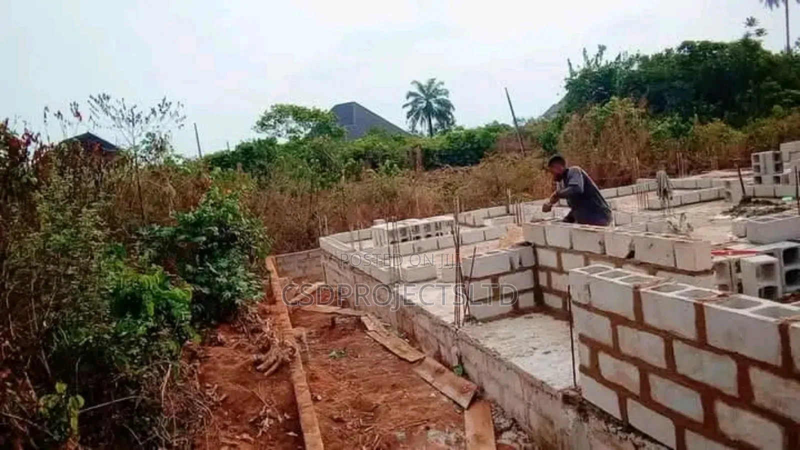 Building Contractor With Experience Mason Team