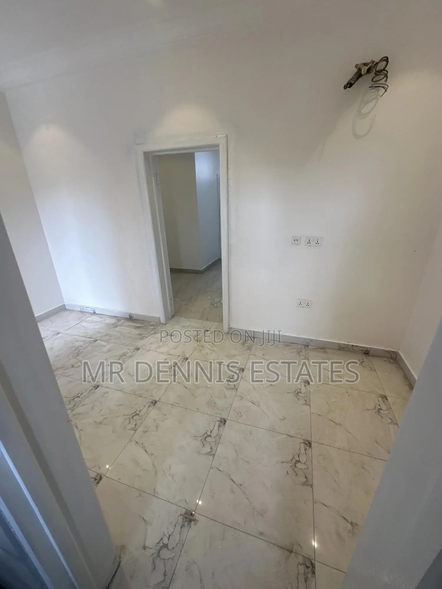1bdrm Room & Parlour in Westhills Mall for rent