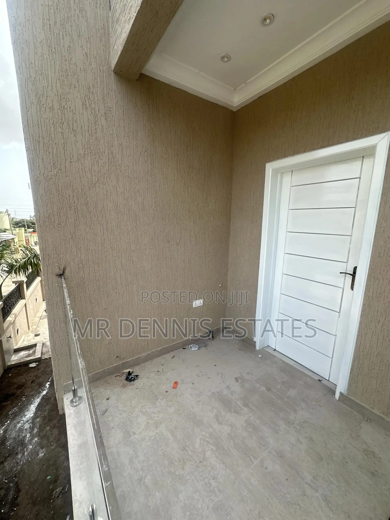1bdrm Room & Parlour in Westhills Mall for rent