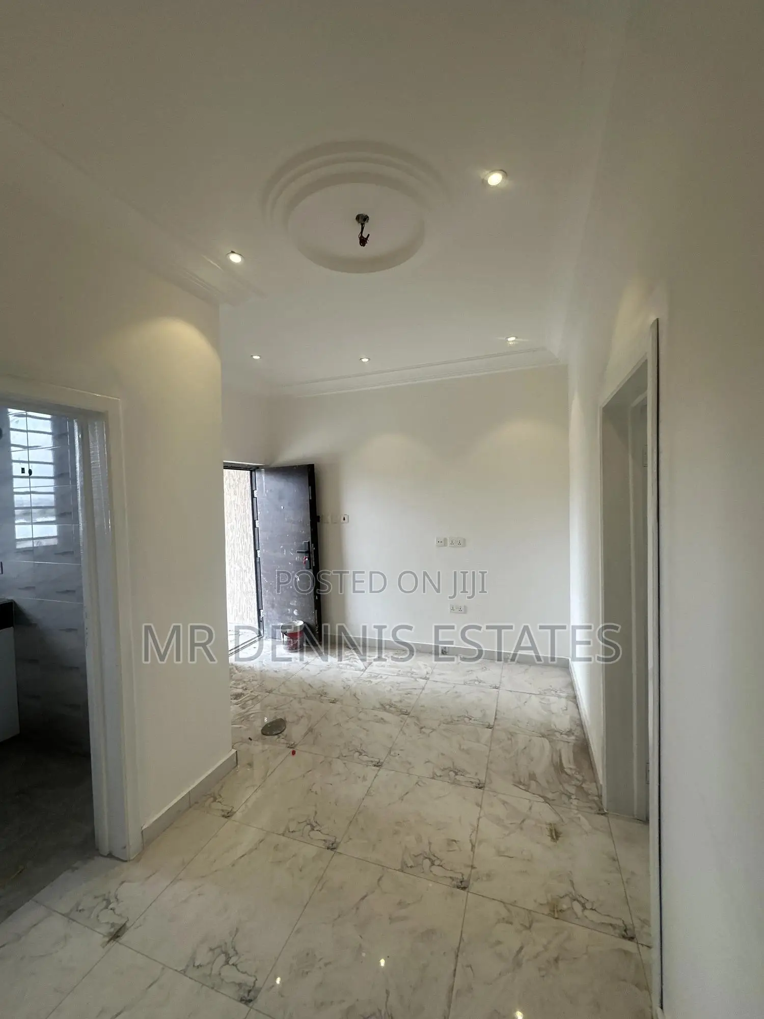 1bdrm Room & Parlour in Westhills Mall for rent