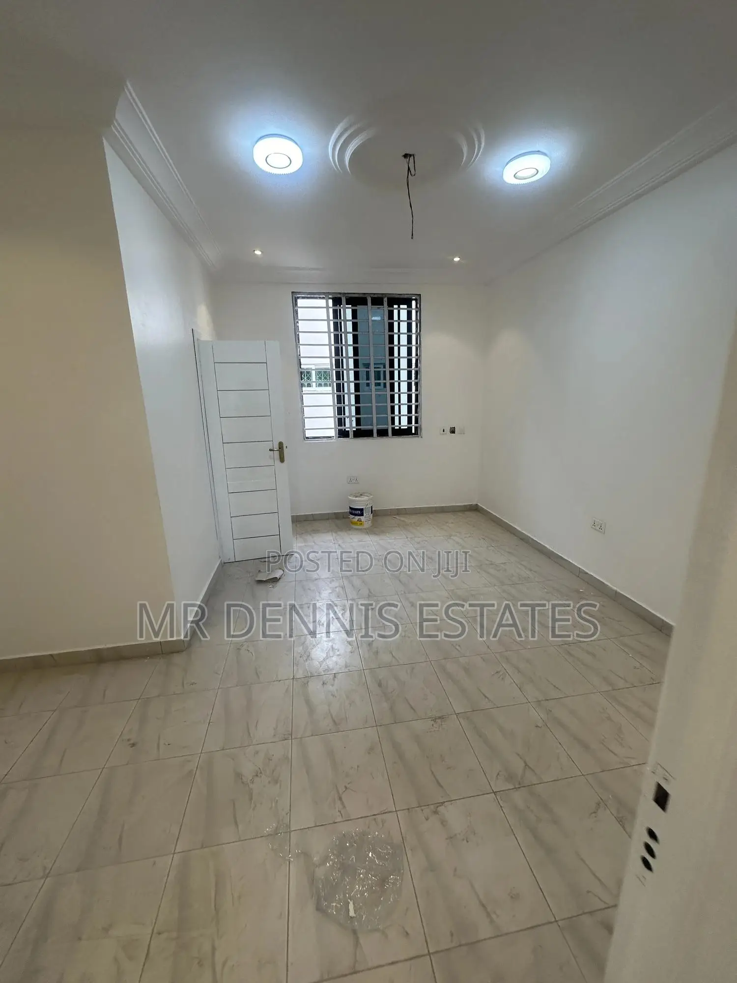 1bdrm Room & Parlour in Westhills Mall for rent