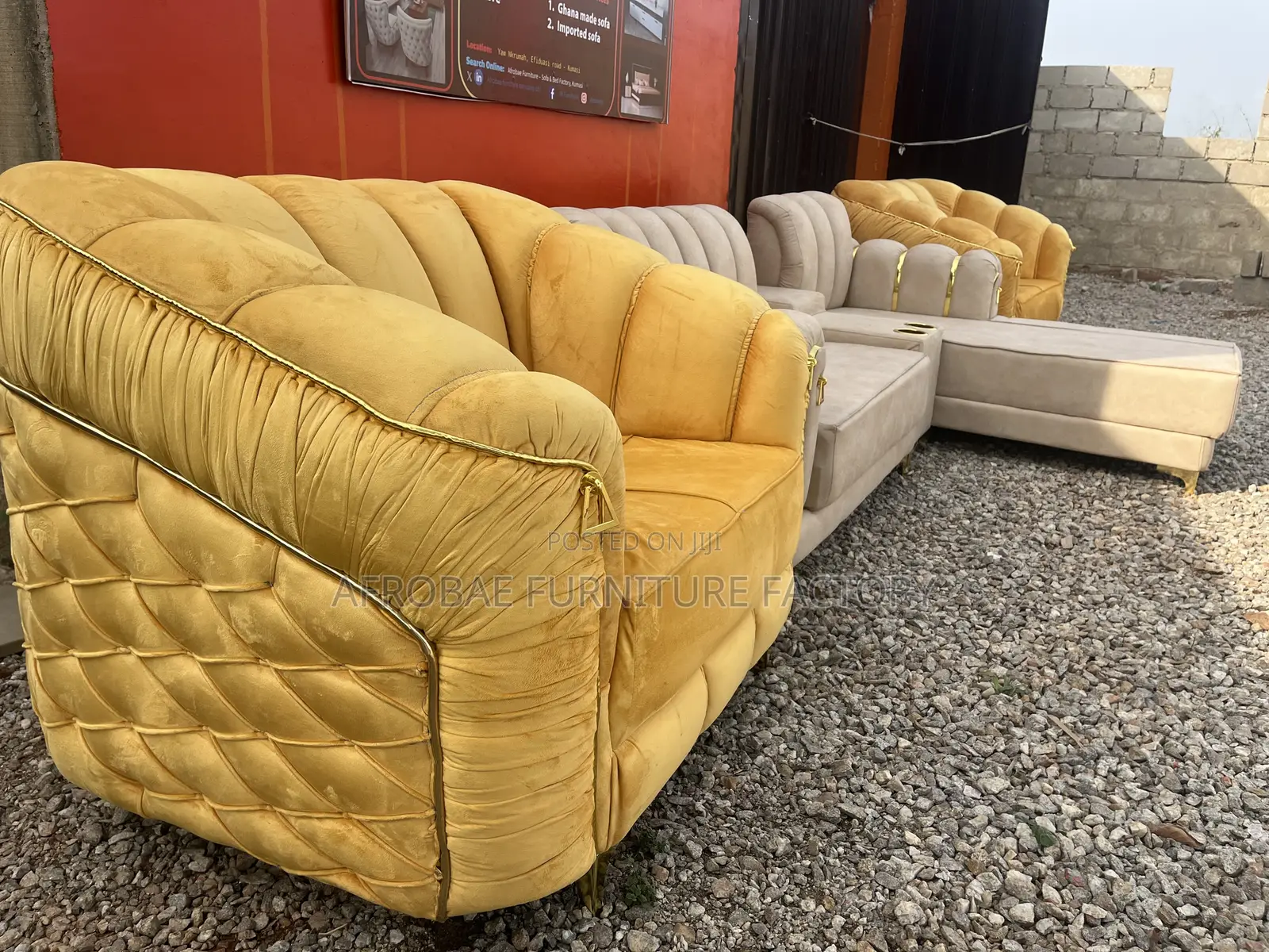 Modern Sofa Set