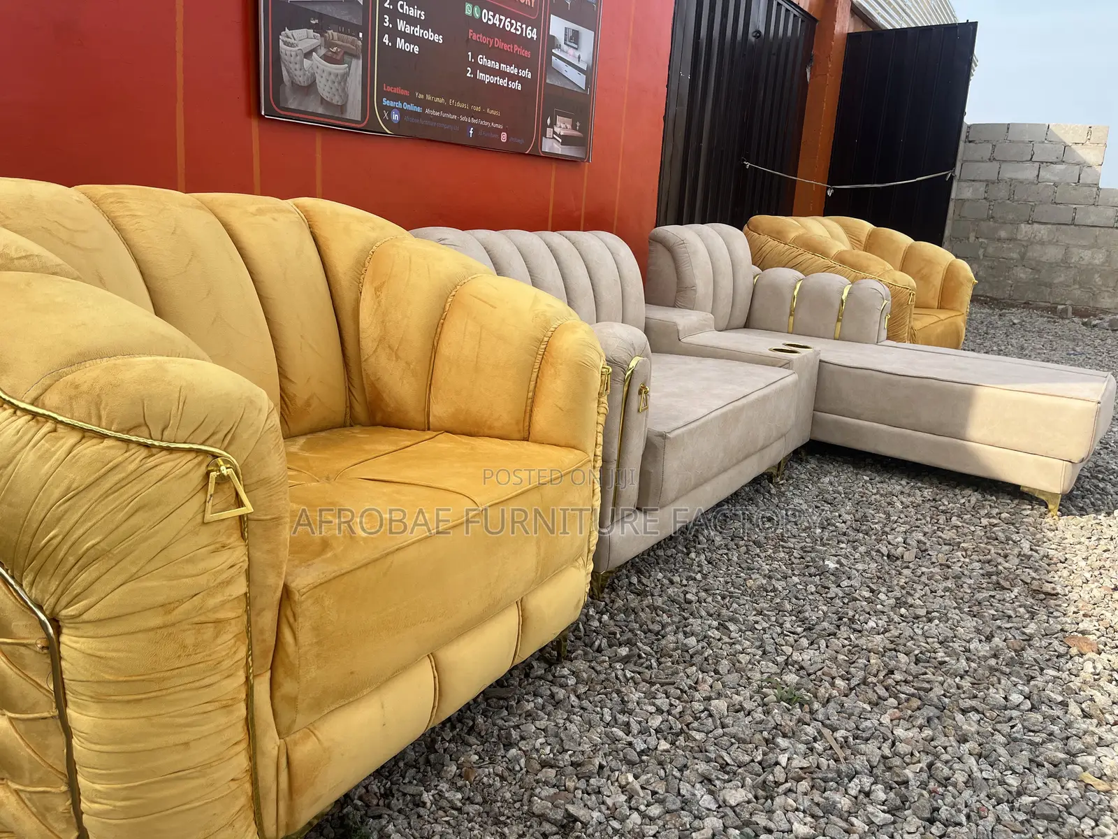 Modern Sofa Set