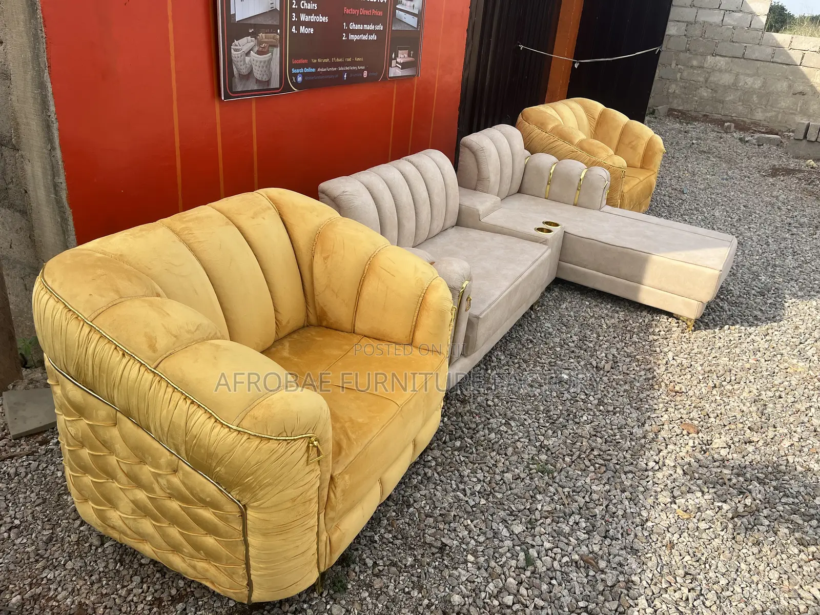 Modern Sofa Set
