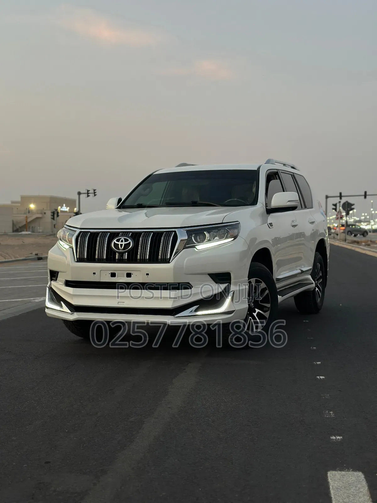 Toyota Land Cruiser Prado 2.7 2019 White