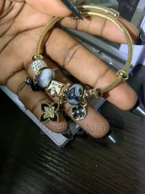 Gold Bracelets With Beautiful Decorations