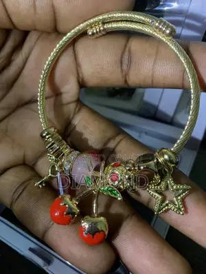 Gold Bracelets With Beautiful Decorations