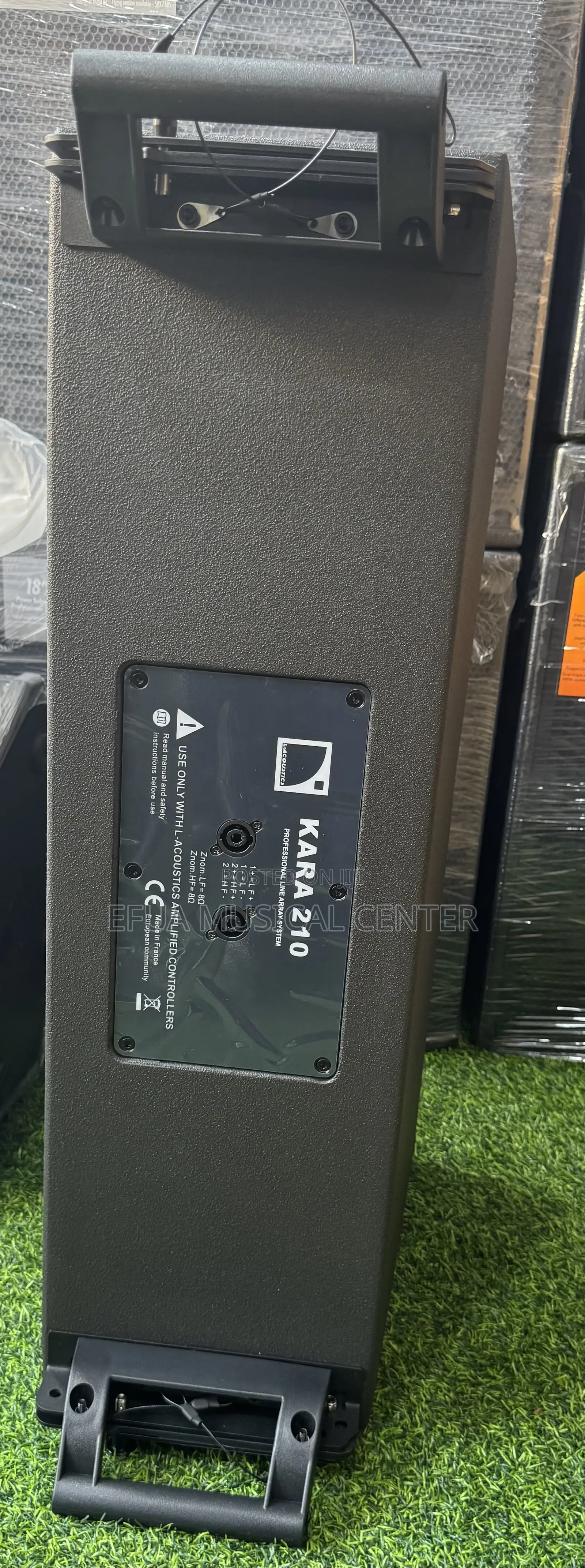 Kara 12 Inches Line Arrey Speaker
