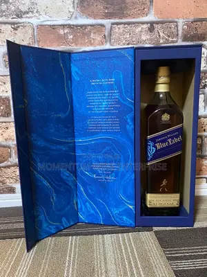 Johnnie Walker Blue Label Blended Scotch Whisky 75cl