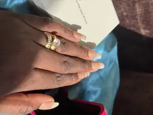 Sleek Two Piece Gold Ring Set For Ladies Engagement Wedding