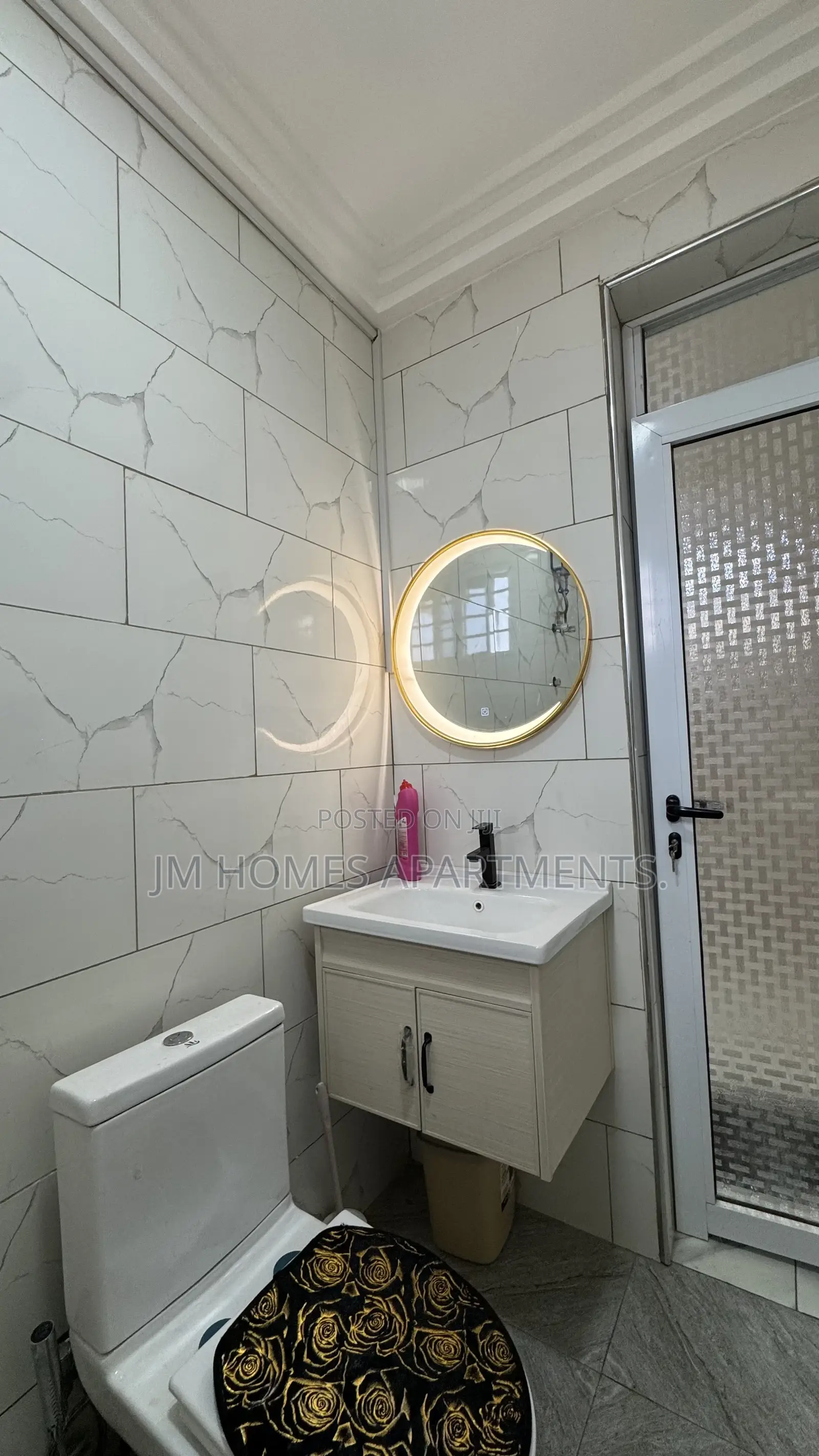 Furnished 1 Bedroom for Short Stay – Tema Comm 25