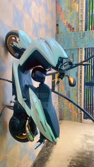 Yamaha Majesty 2020 White