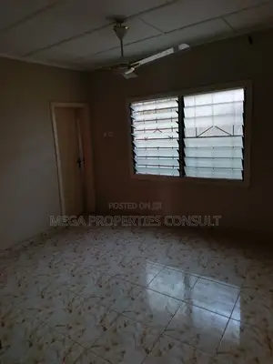 3bdrm Apartment in Achimota for rent
