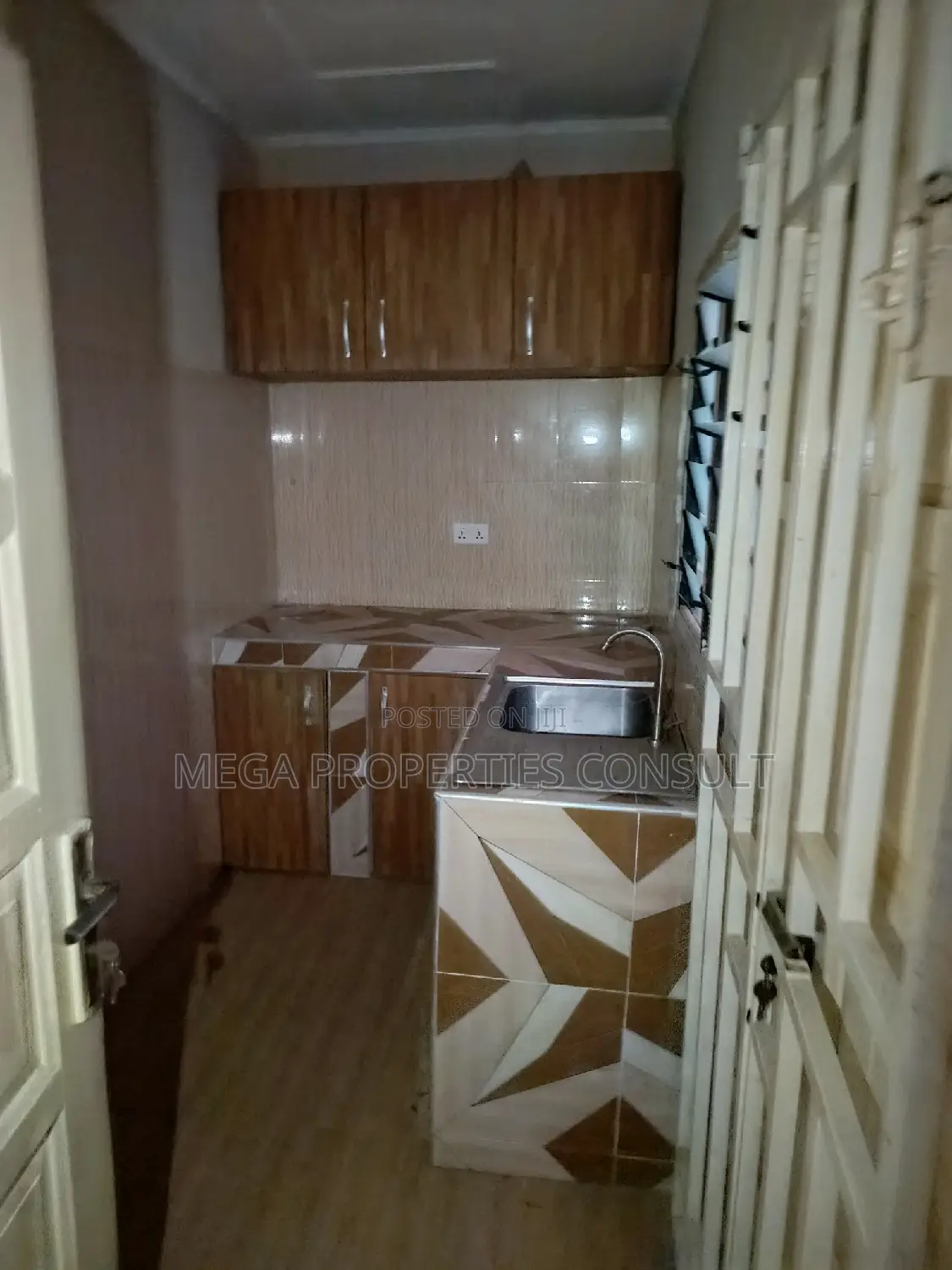 3bdrm Apartment in Achimota for rent