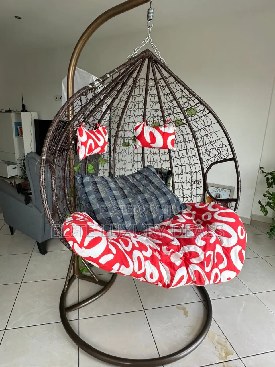 Swinging Chair/Sofa C