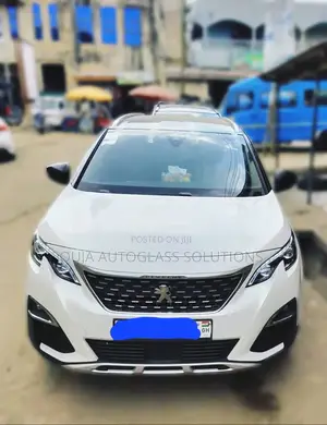 Peugeot 5008 Windscreen Available