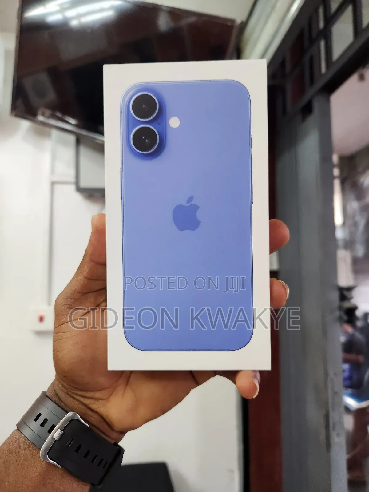 New Apple iPhone 16 128 GB Blue