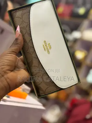 Coach Money Purse 4567
