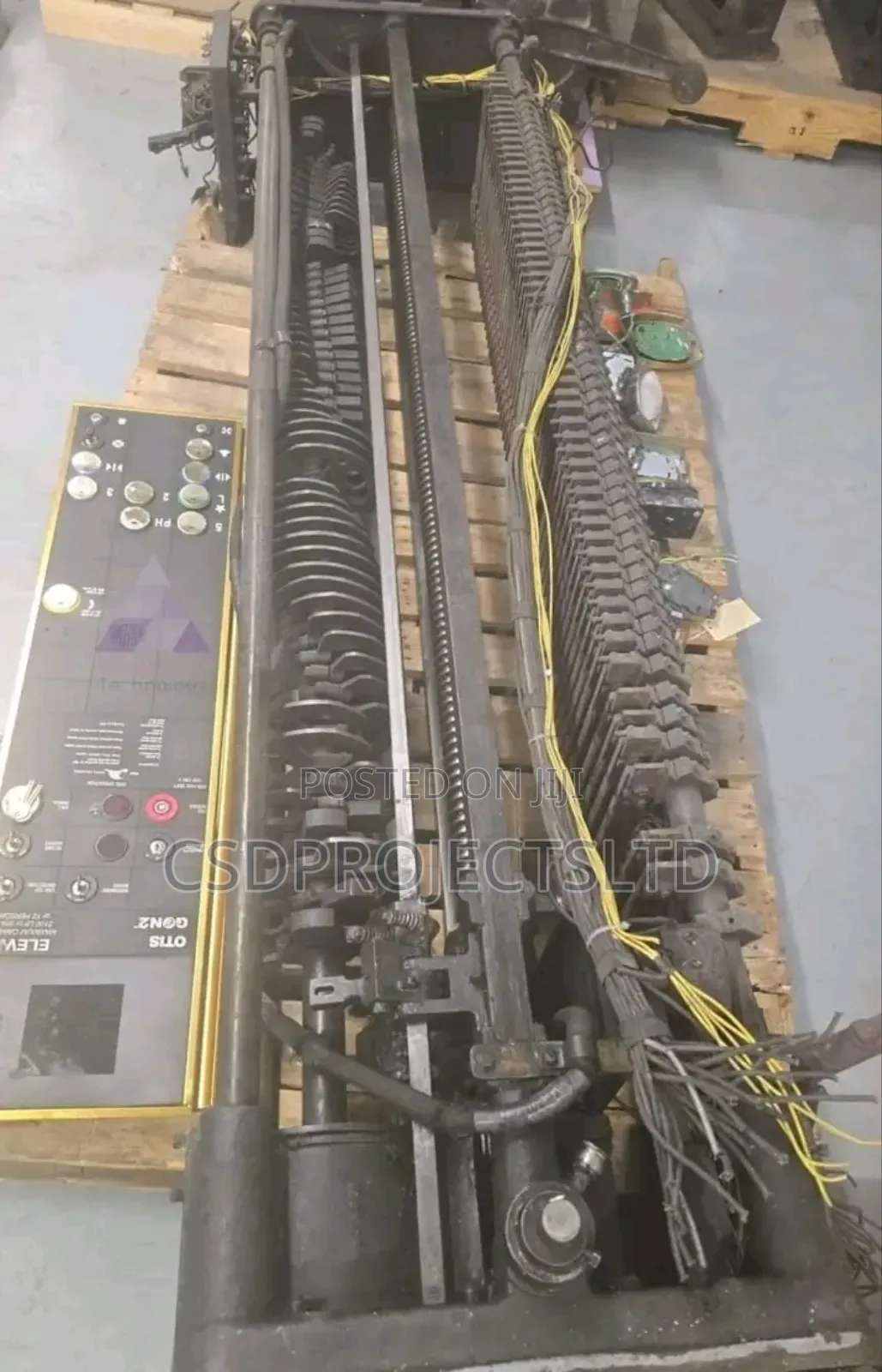 Excellent Elevator Engineer