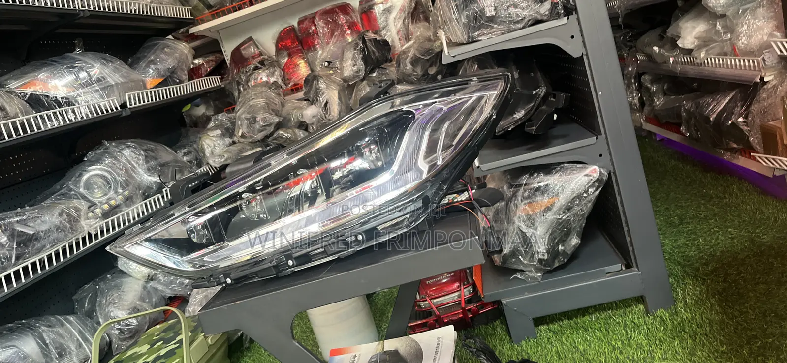 Hyundai Elantra 2017 Spec Headlight