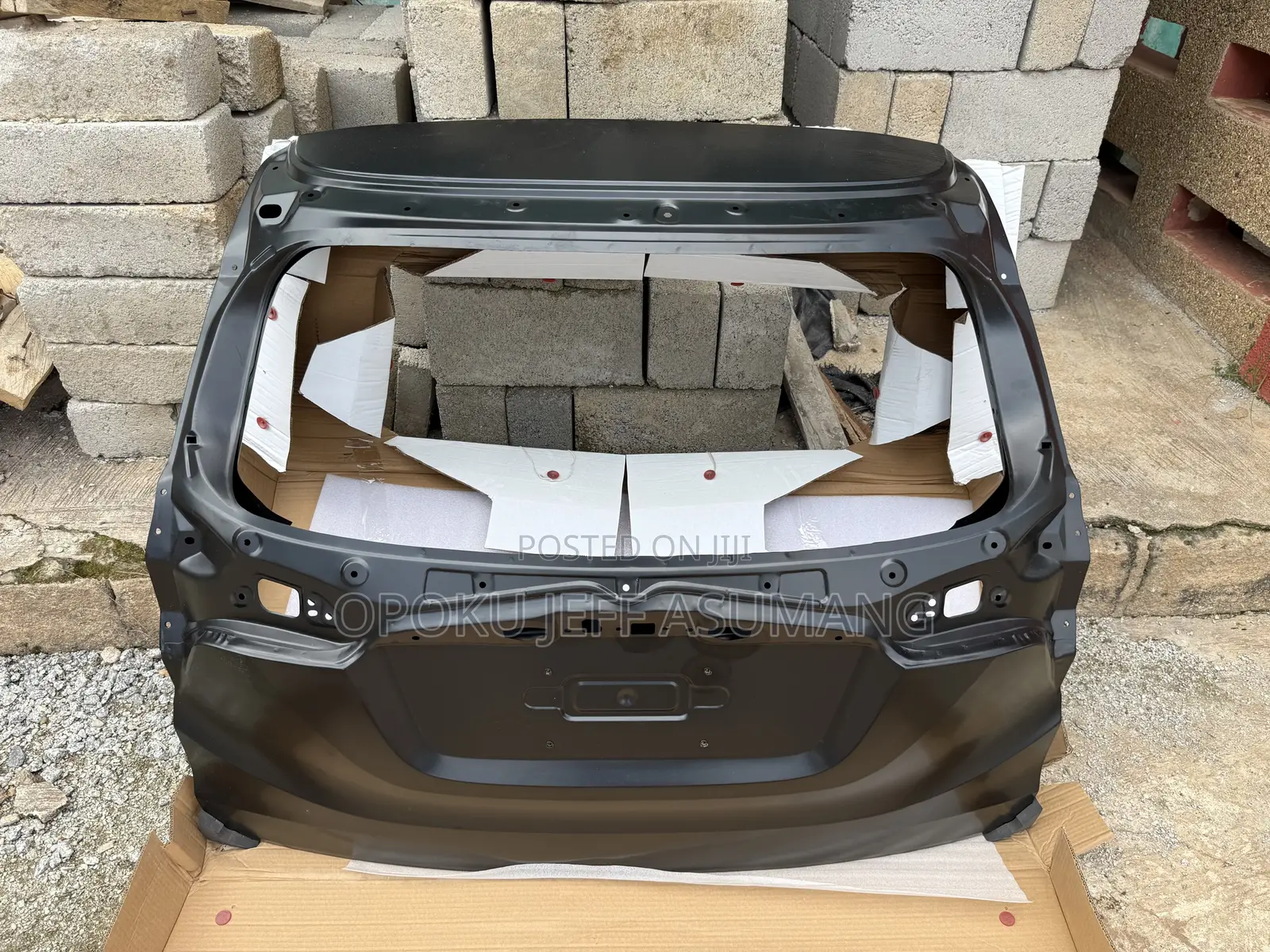 Hrv 2016 - 2022 Back Boot Brand New