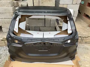 Hrv 2016 - 2022 Back Boot Brand New
