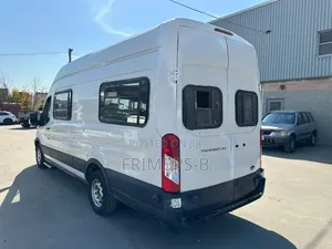 Ford E350 2015 White