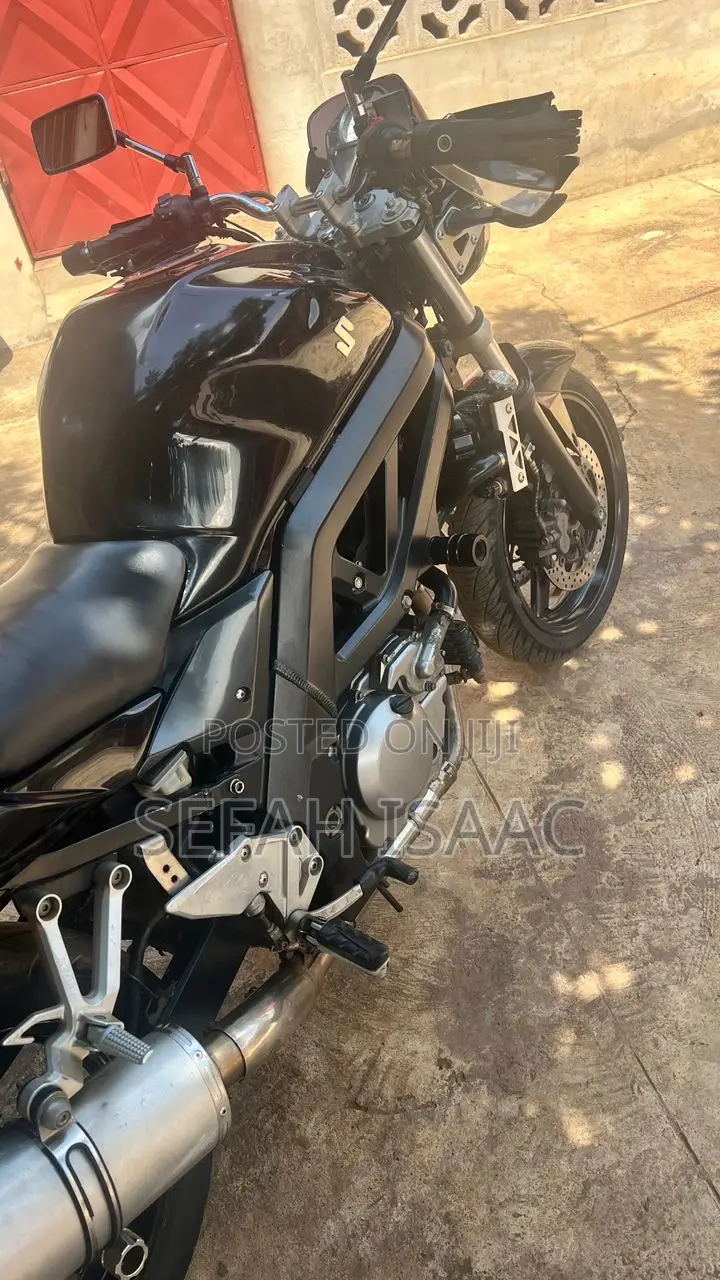 Suzuki Sport 2020 Black