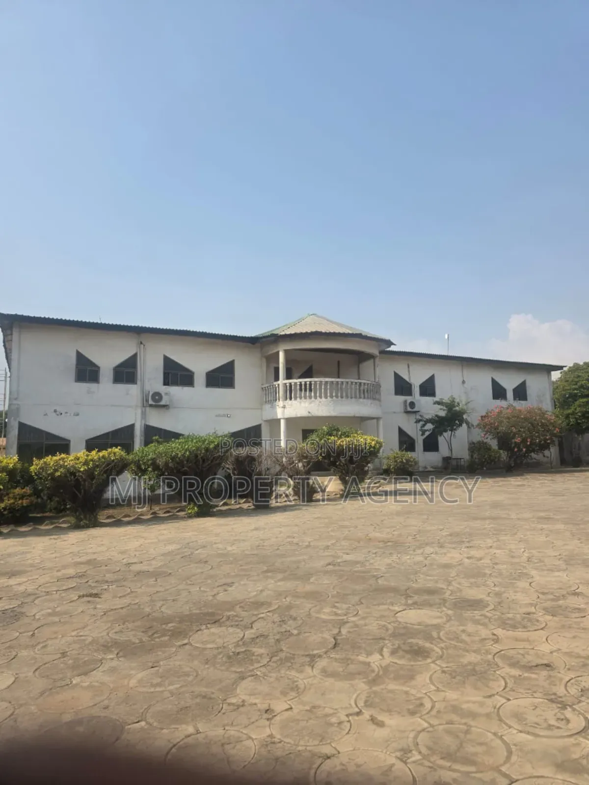 1600 SQM Roadside Warehouse at Tema